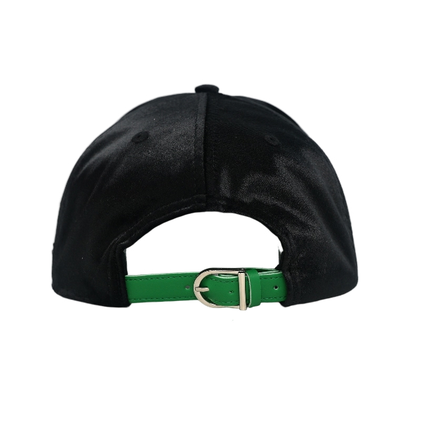 Timeless in Velvet Black