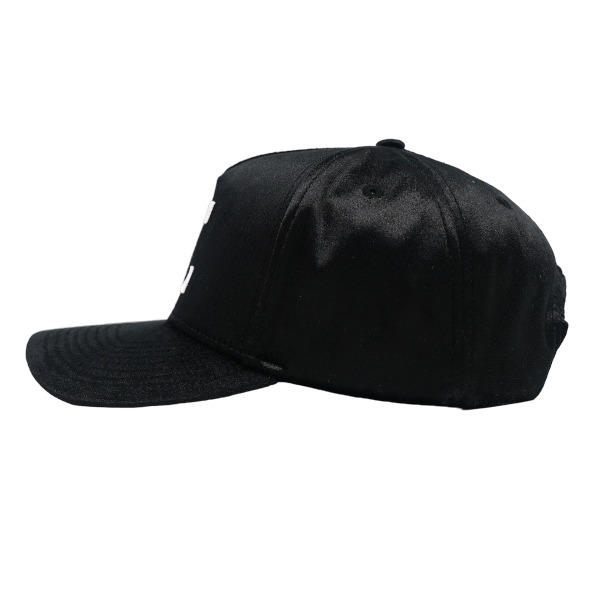 Timeless in Velvet Black